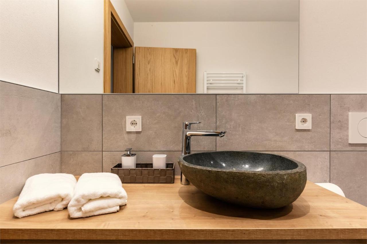 Appartments Jaufenblick Lana Ngoại thất bức ảnh
